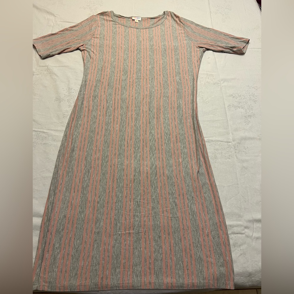 LuLaRoe- Julia size 3 XL. Never worn.